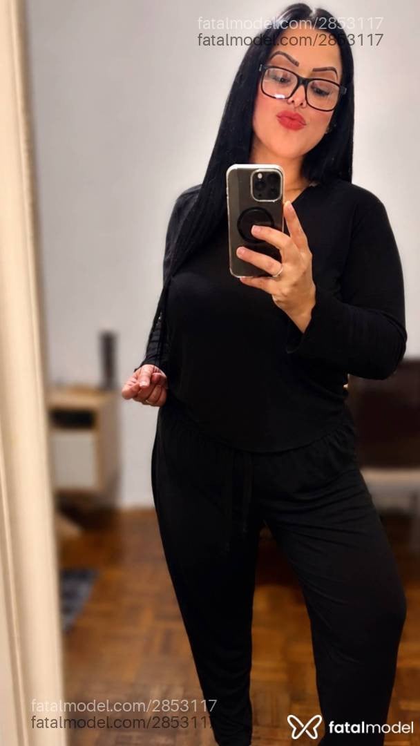 Acompanhante mulher morena (o) de olhos pretos - Andressa Soares