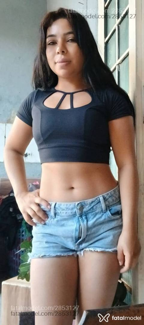 Acompanhante mulher morena (o) de olhos pretos - Maju Morena