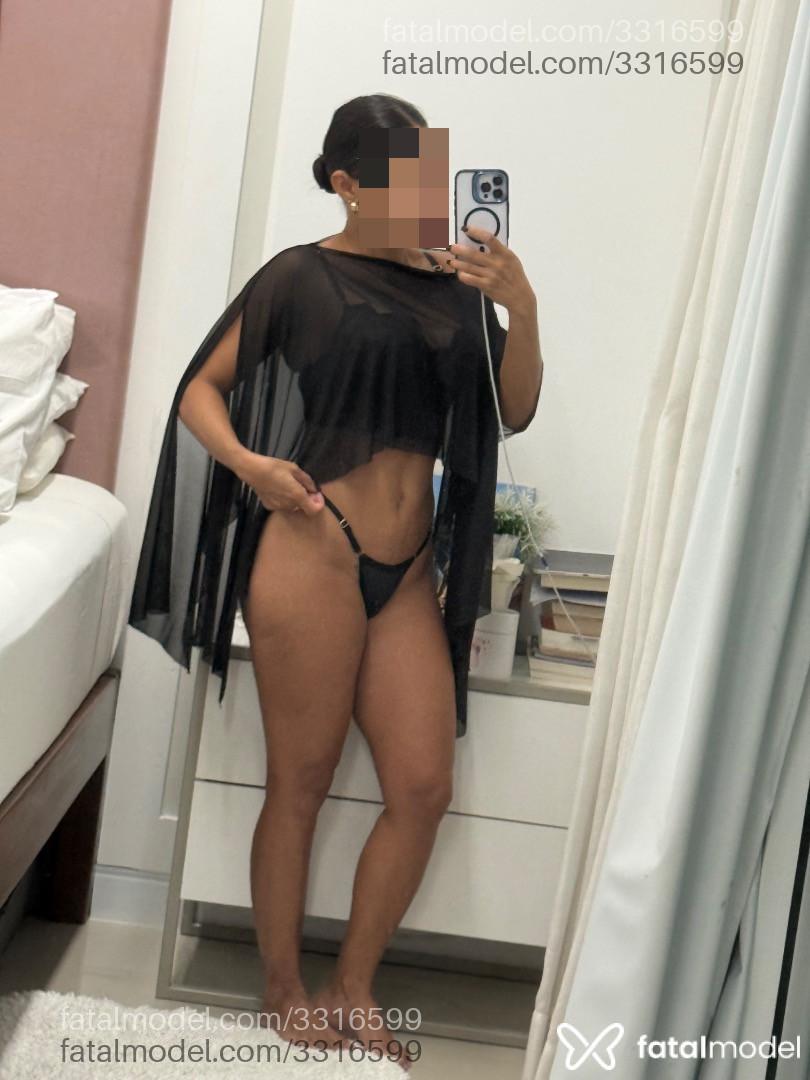 Acompanhante mulher morena (o) de olhos castanhos - Mavie Acompanhante mulher morena (o) de olhos castanhos - Mavie