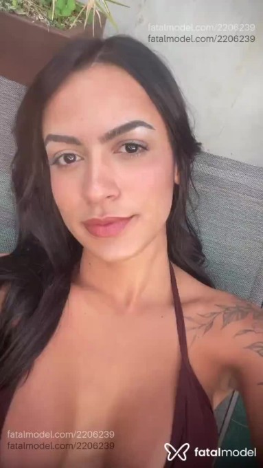 Acompanhante mulher com cabelo castanho de olhos pretos em São Paulo - Sabrina Paz