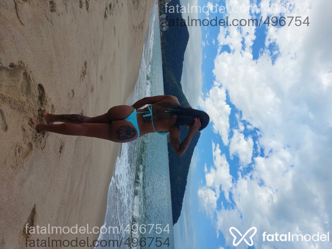 Acompanhante travesti morena (o) de olhos castanhos em Caraguatatuba - Michelly Battaglin