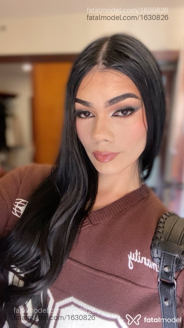 Acompanhante mulher trans loira (o) de olhos castanhos em Cristalina - Bruna