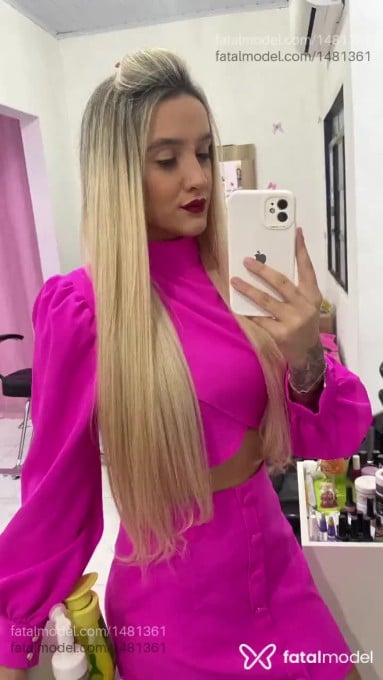 Acompanhante mulher loira (o) de olhos castanhos em Guarapuava - Vanessa