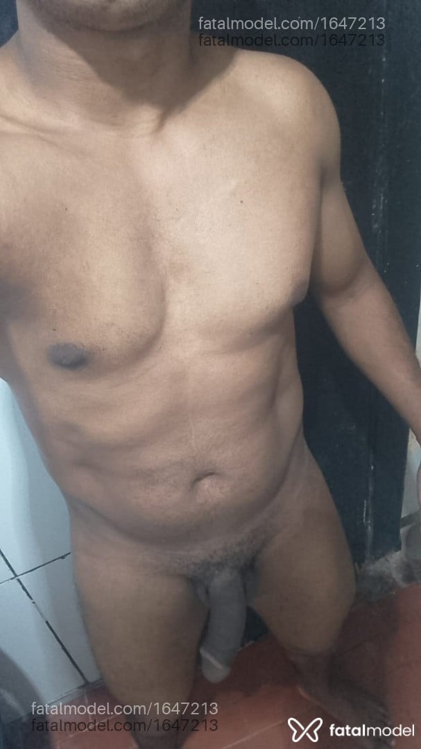 Acompanhante homem morena (o) de olhos pretos em Goiânia Acompanhante homem morena (o) de olhos pretos em Goiânia - Negro