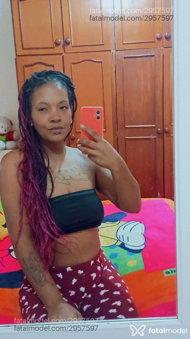 Acompanhante mulher morena (o) de olhos castanhos em Canoas - Preta Sabrina