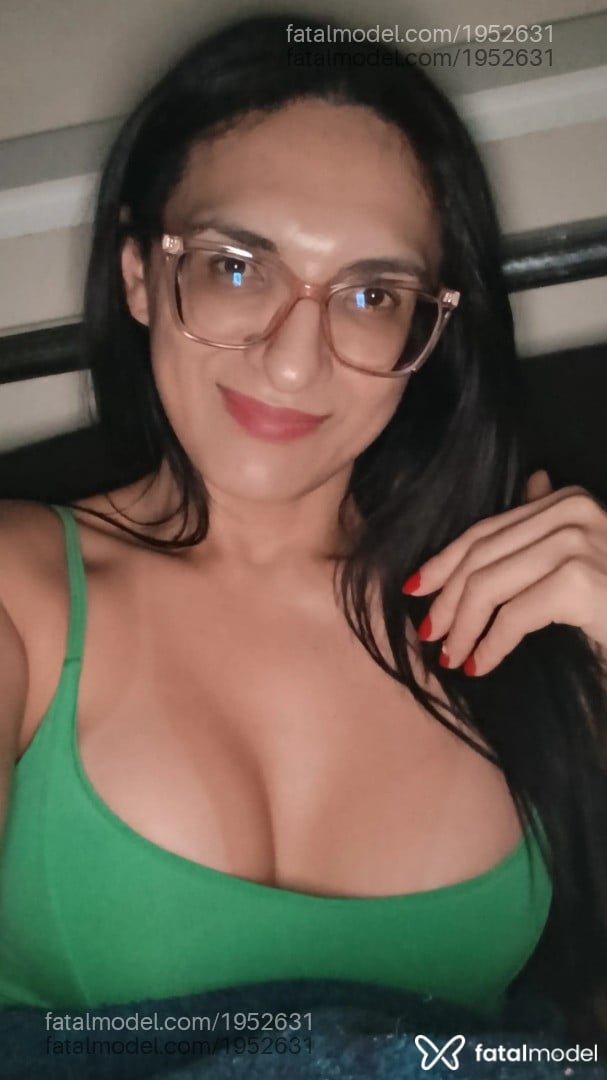 Acompanhante mulher trans morena (o) de olhos castanhos em São Paulo Acompanhante mulher trans morena (o) de olhos castanhos em São Paulo - Karla