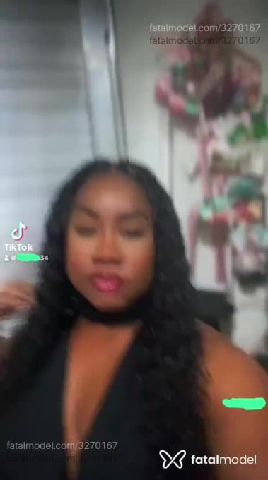 Acompanhante mulher morena (o) de olhos pretos em Três Rios - Natália Lima