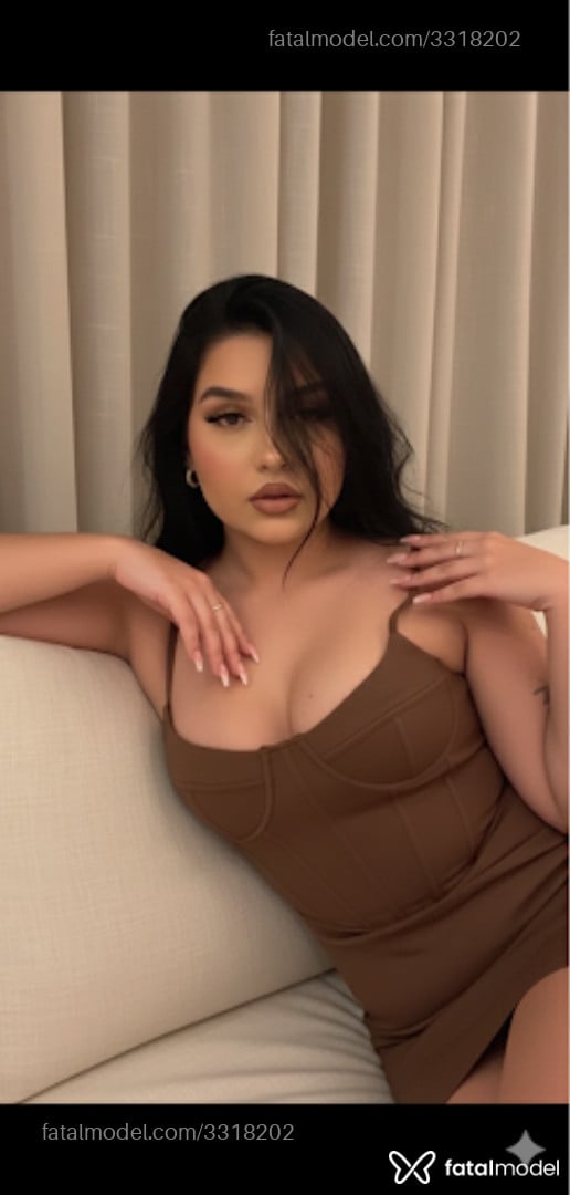 Acompanhante mulher morena (o) de olhos castanhos em Virtual - Alice
