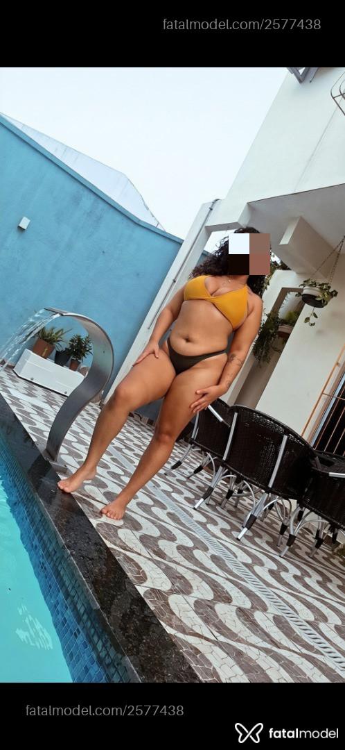 Acompanhante mulher morena (o) de olhos castanhos - Kaka Acompanhante mulher morena (o) de olhos castanhos - Kaka