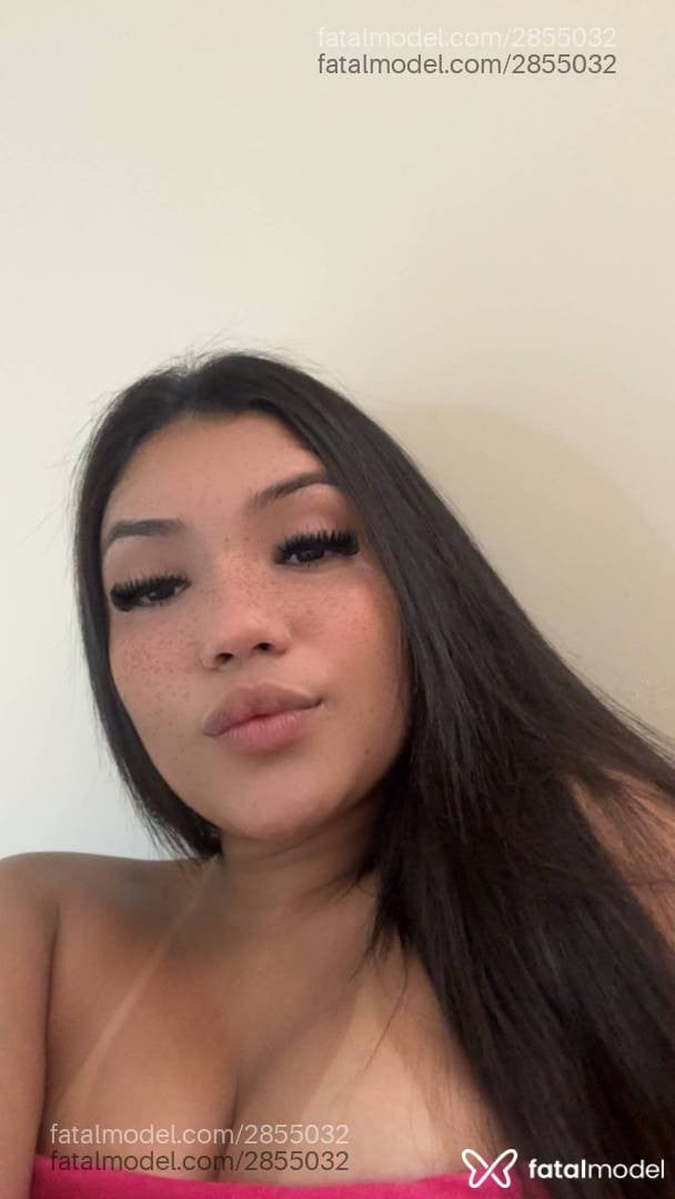 Acompanhante mulher morena (o) de olhos castanhos - Rebeca