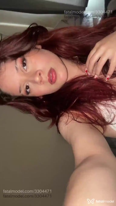Acompanhante mulher morena (o) de olhos castanhos em Virtual - Alice