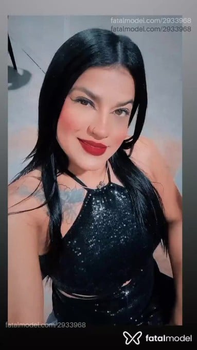 Acompanhante mulher morena (o) de olhos castanhos em Nova Crixás Acompanhante mulher morena (o) de olhos castanhos em Nova Crixás - Paty Bubuzinha