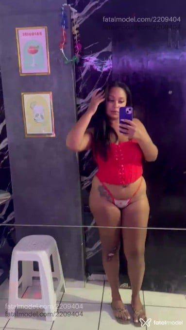 Acompanhante mulher morena (o) de olhos castanhos em Rio de Janeiro - POLIANA