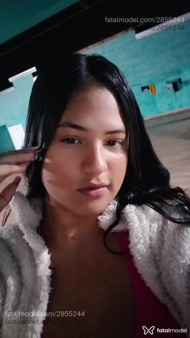 Acompanhante mulher com cabelo castanho de olhos pretos em Diamantino Acompanhante mulher com cabelo castanho de olhos pretos em Diamantino - Paolla Vitória