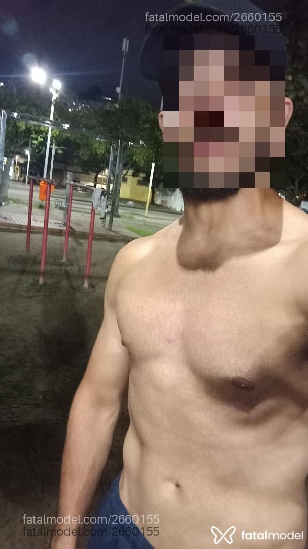 Acompanhante homem com cabelo castanho de olhos castanhos em Rio de Janeiro - Victor Mattos
