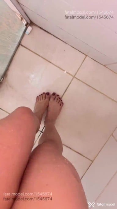 Acompanhante mulher morena (o) de olhos pretos em Registro - Carla Fernandes