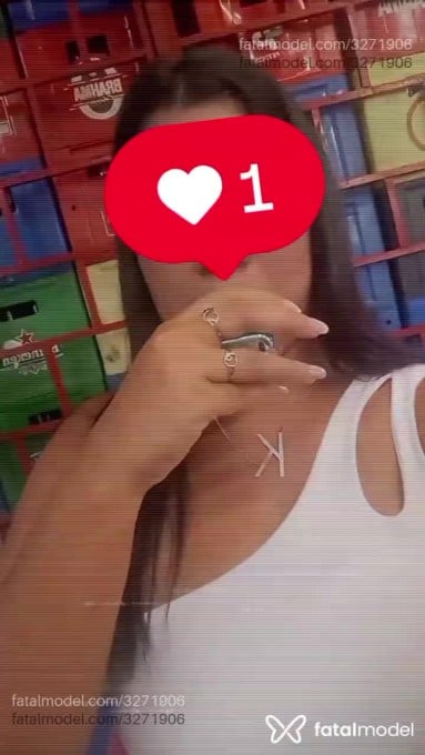 Acompanhante mulher com cabelo castanho de olhos pretos - Manu Acompanhante mulher com cabelo castanho de olhos pretos - Manu