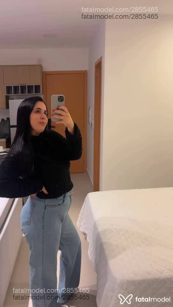 Acompanhante mulher morena (o) de olhos pretos - Jade Duarte