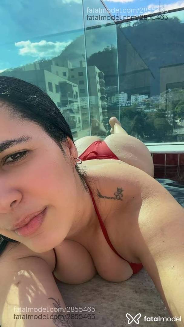 Acompanhante mulher morena (o) de olhos pretos - Jade Duarte