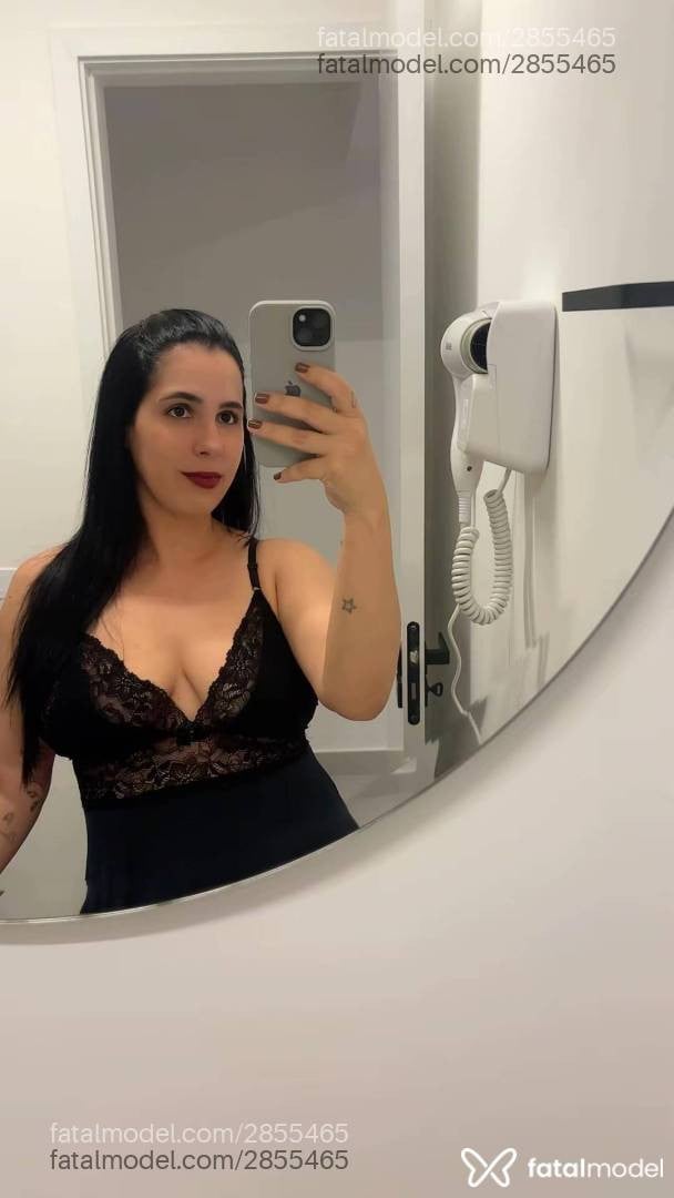Acompanhante mulher morena (o) de olhos pretos - Jade Duarte