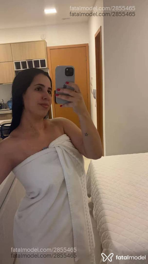 Acompanhante mulher morena (o) de olhos pretos - Jade Duarte