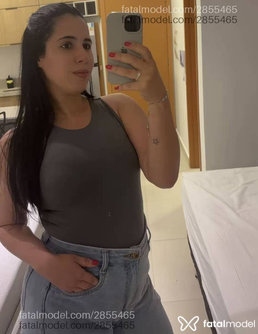 Acompanhante mulher morena (o) de olhos pretos - Jade Duarte