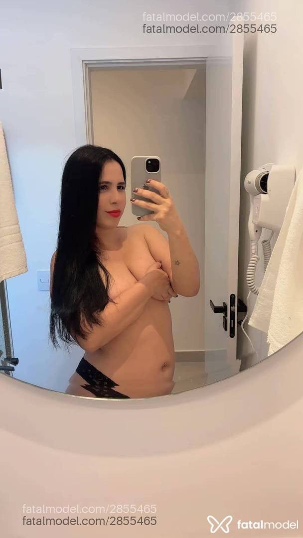 Acompanhante mulher morena (o) de olhos pretos - Jade Duarte