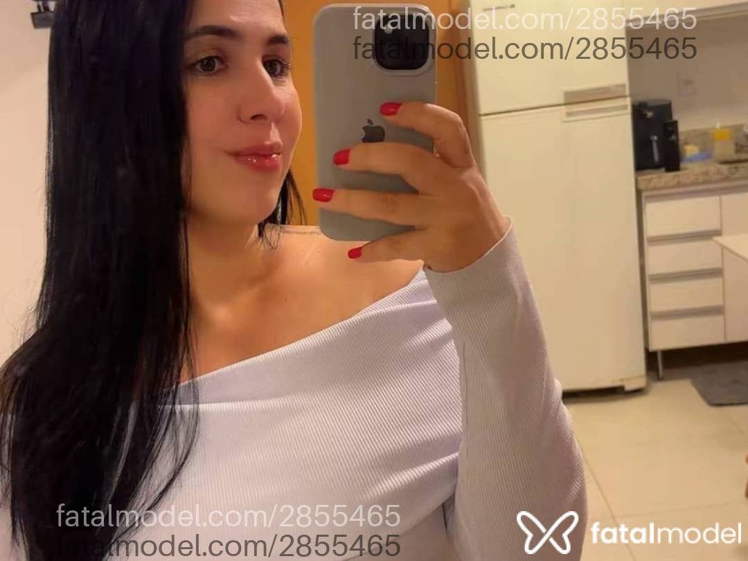 Acompanhante mulher morena (o) de olhos pretos - Jade Duarte