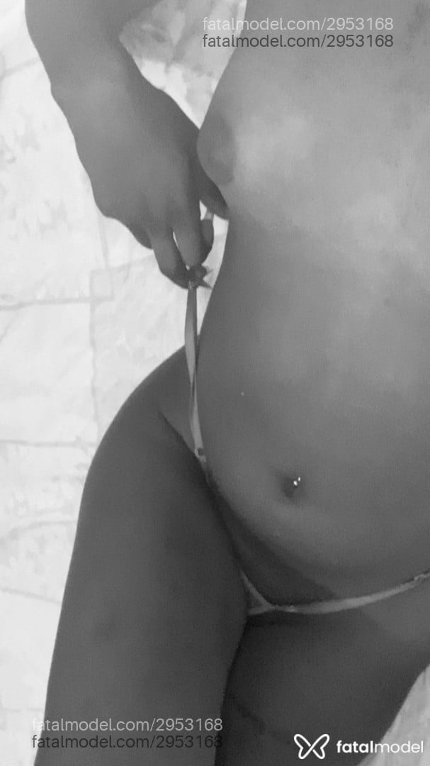 Acompanhante mulher trans morena (o) de olhos castanhos em Salvador - Eduarda