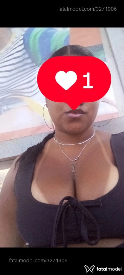 Acompanhante mulher com cabelo castanho de olhos pretos - Manu Acompanhante mulher com cabelo castanho de olhos pretos - Manu