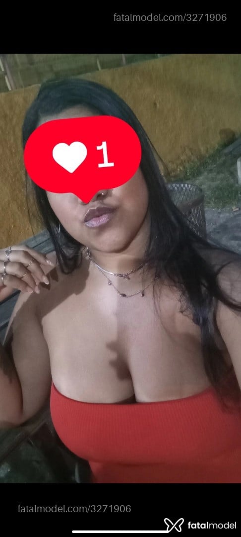Acompanhante mulher com cabelo castanho de olhos pretos - Manu Acompanhante mulher com cabelo castanho de olhos pretos - Manu