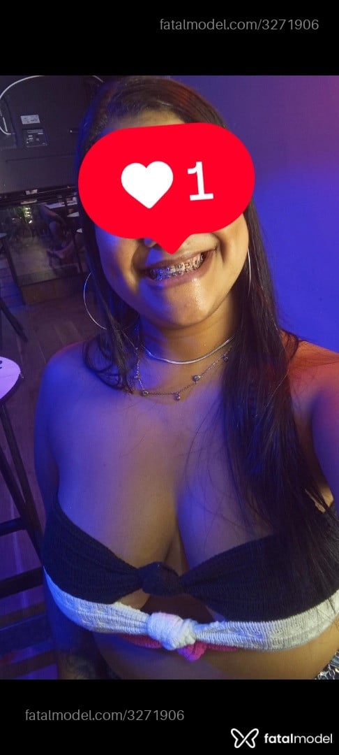 Acompanhante mulher com cabelo castanho de olhos pretos - Manu Acompanhante mulher com cabelo castanho de olhos pretos - Manu