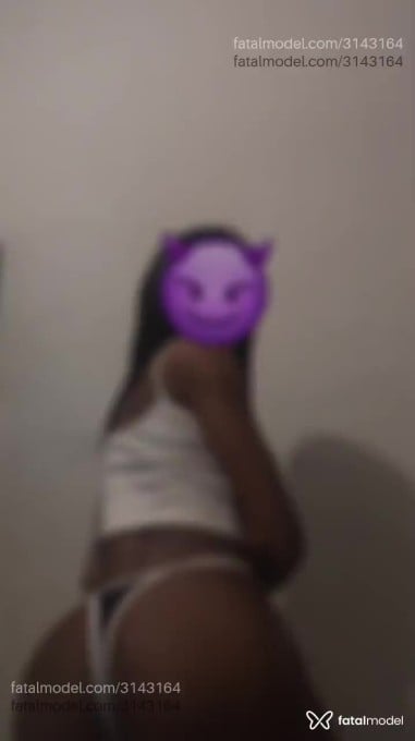 Acompanhante mulher trans morena (o) de olhos pretos em Viamão - Brenda