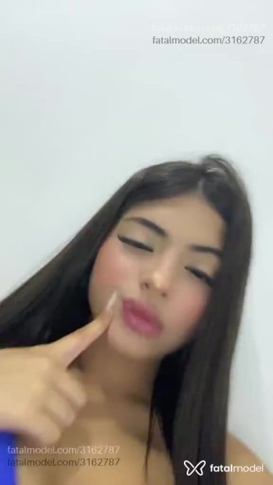 Acompanhante mulher morena (o) de olhos pretos em Ubatuba Acompanhante mulher morena (o) de olhos pretos em Ubatuba - Bruna