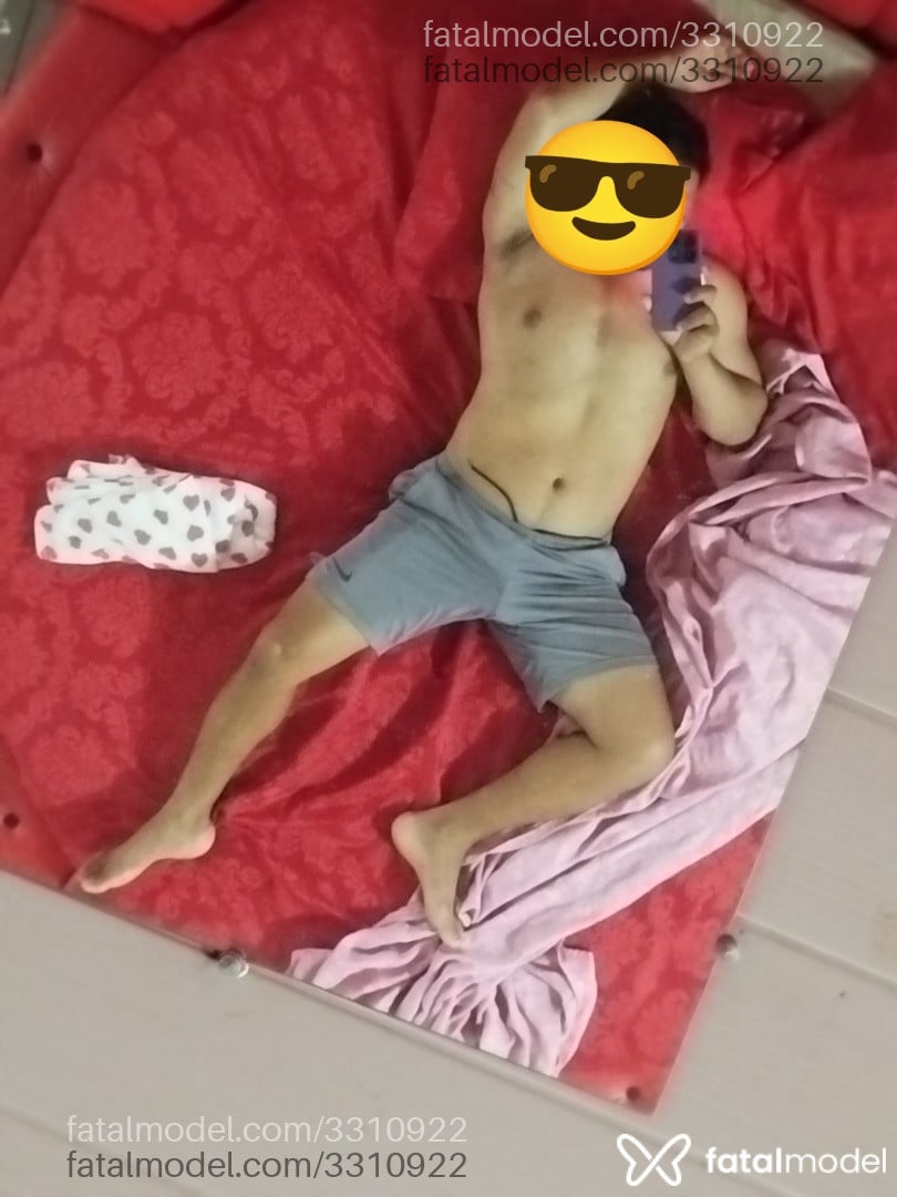Acompanhante homem com cabelo grisalho de olhos pretos em Cascavel - Luiz Carlos