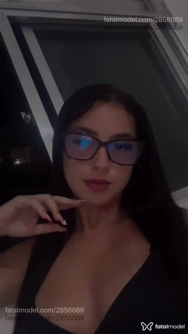 Acompanhante mulher com cabelo castanho de olhos castanhos em Niterói - Jade