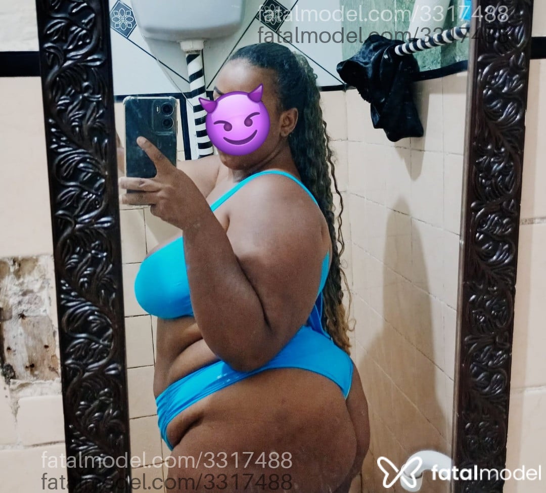 Acompanhante mulher morena (o) de olhos castanhos - Gabizinha Acompanhante mulher morena (o) de olhos castanhos - Gabizinha