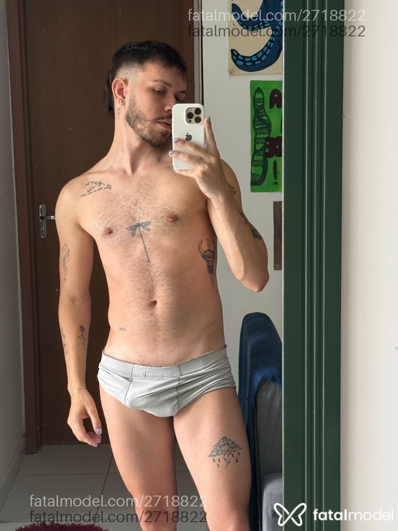 Acompanhante homem loira (o) de olhos castanhos em Campina Grande - Gustavo