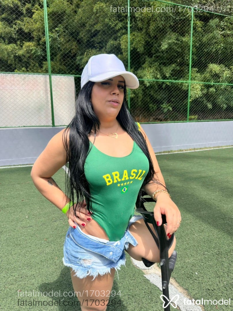 Acompanhante mulher morena (o) de olhos castanhos em Araraquara - Laura Fontinelly