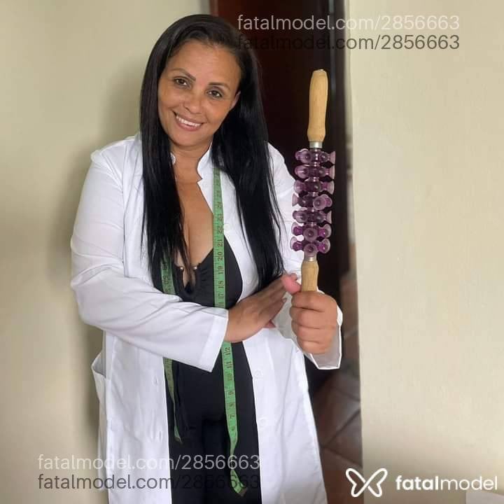 Acompanhante mulher com cabelo castanho de olhos castanhos - Babygostosinha