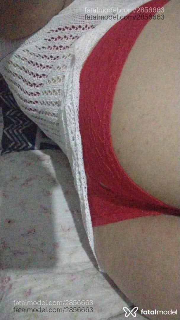 Acompanhante mulher com cabelo castanho de olhos castanhos - Babygostosinha