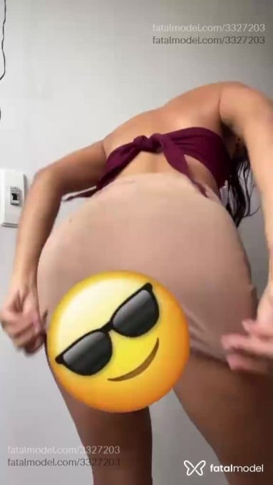 Acompanhante mulher com cabelo castanho de olhos pretos em Campina Grande - Abala