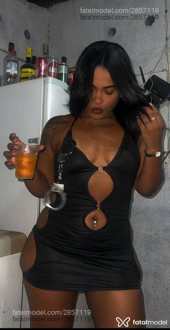 Acompanhante mulher morena (o) de olhos castanhos em Cláudio Acompanhante mulher morena (o) de olhos castanhos em Cláudio - Juliana Melo
