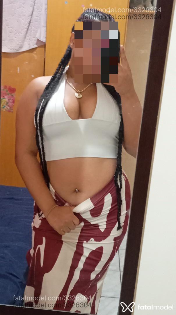 Acompanhante mulher com cabelo colorido de olhos castanhos em Virtual Acompanhante mulher com cabelo colorido de olhos castanhos em Virtual - Nanndiiz