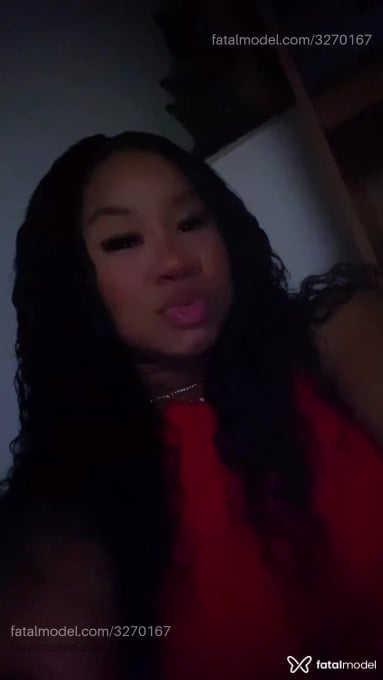 Acompanhante mulher morena (o) de olhos pretos em Três Rios - Natália Lima