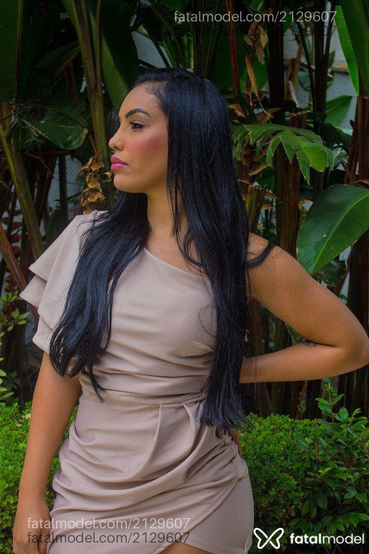 Acompanhante mulher com cabelo castanho de olhos castanhos em São Paulo - Gabi Santos