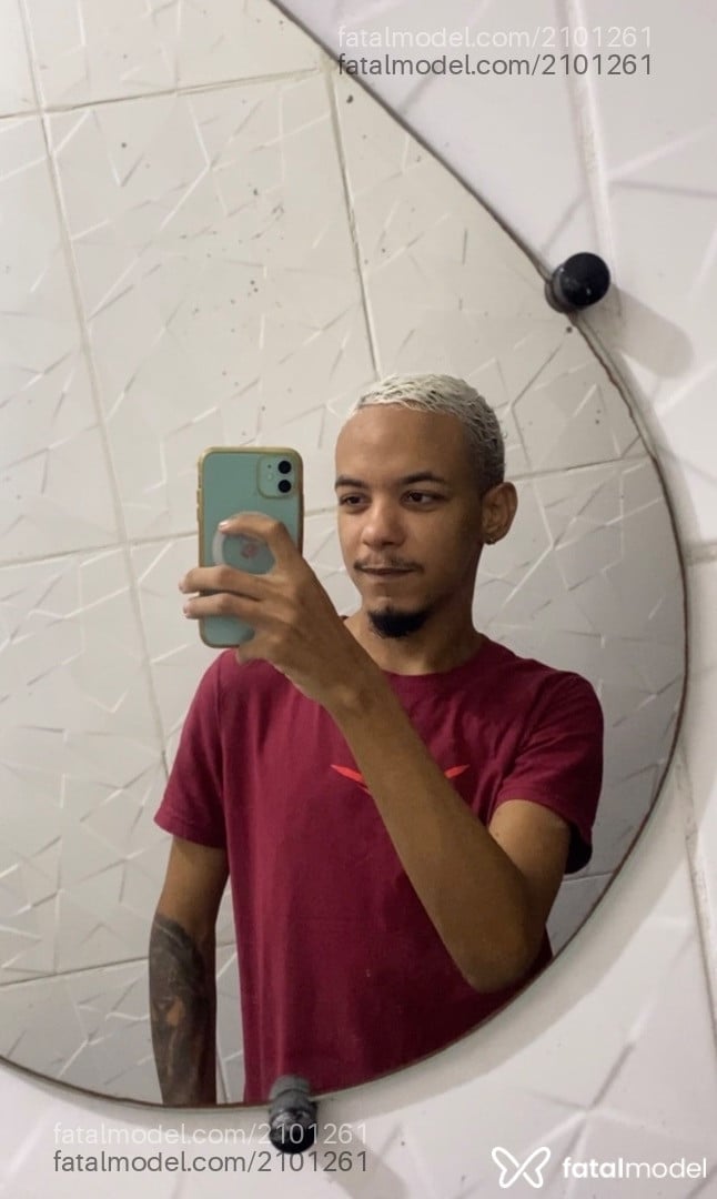 Acompanhante homem morena (o) de olhos pretos em Salvador - Belinho