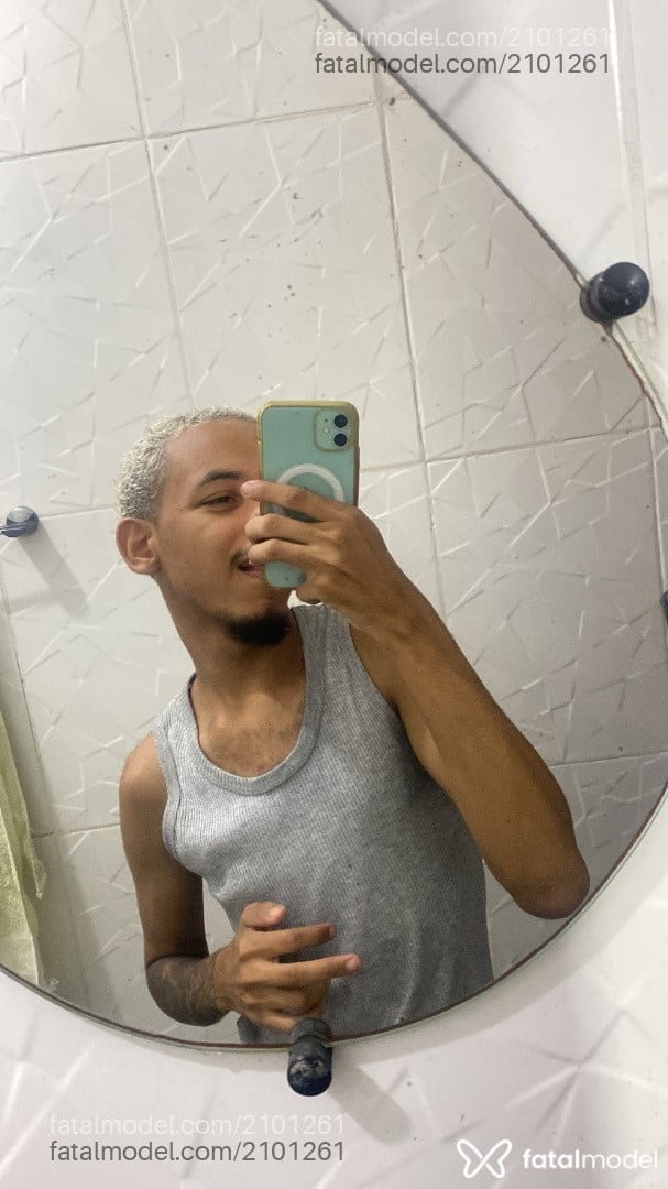 Acompanhante homem morena (o) de olhos pretos em Salvador - Belinho