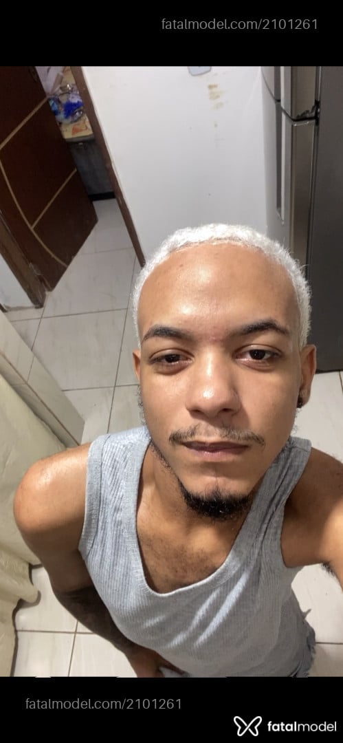 Acompanhante homem morena (o) de olhos pretos em Salvador - Belinho