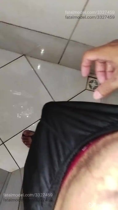 Acompanhante homem morena (o) de olhos castanhos em Marabá - Leon Romano